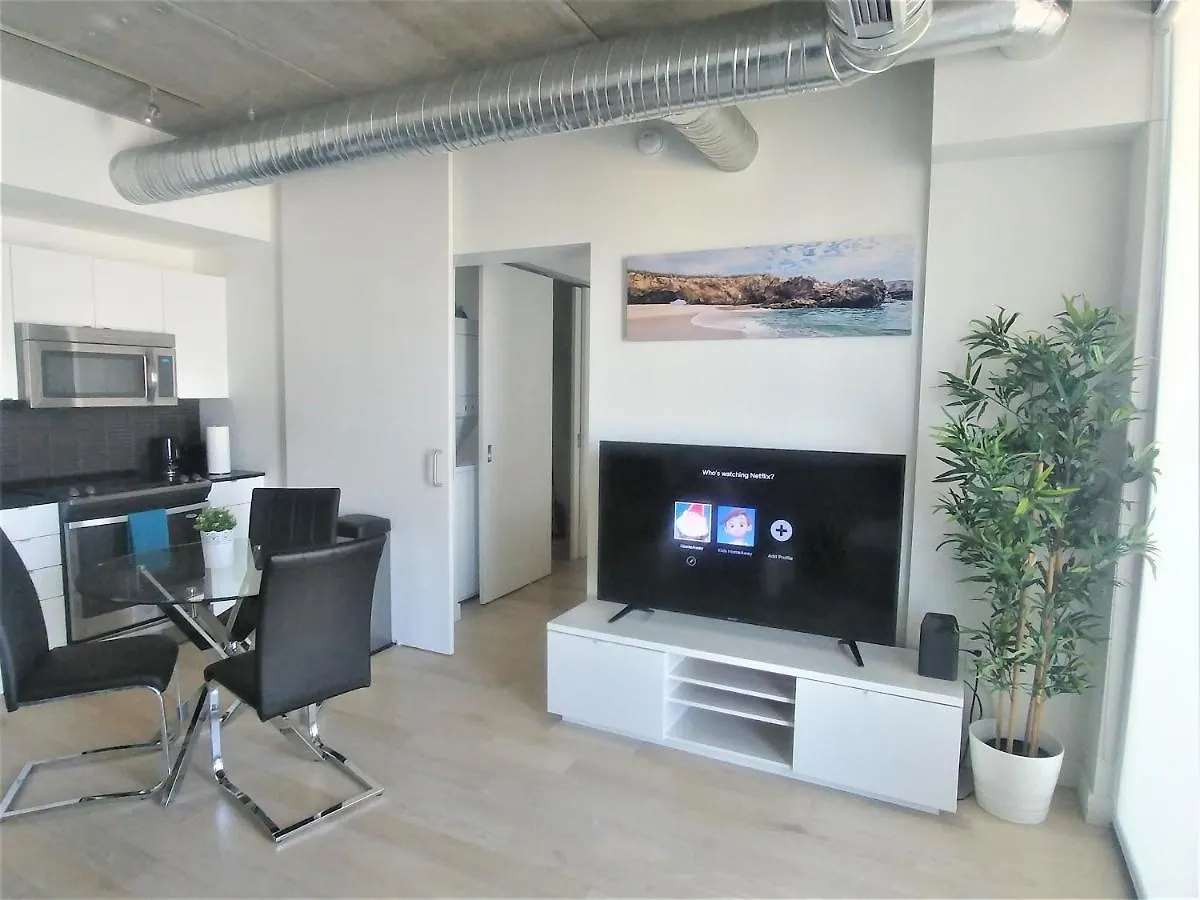 Luxury Skyline Condo In Downtown Free 24/7 Parking Winnipeg 0*,
